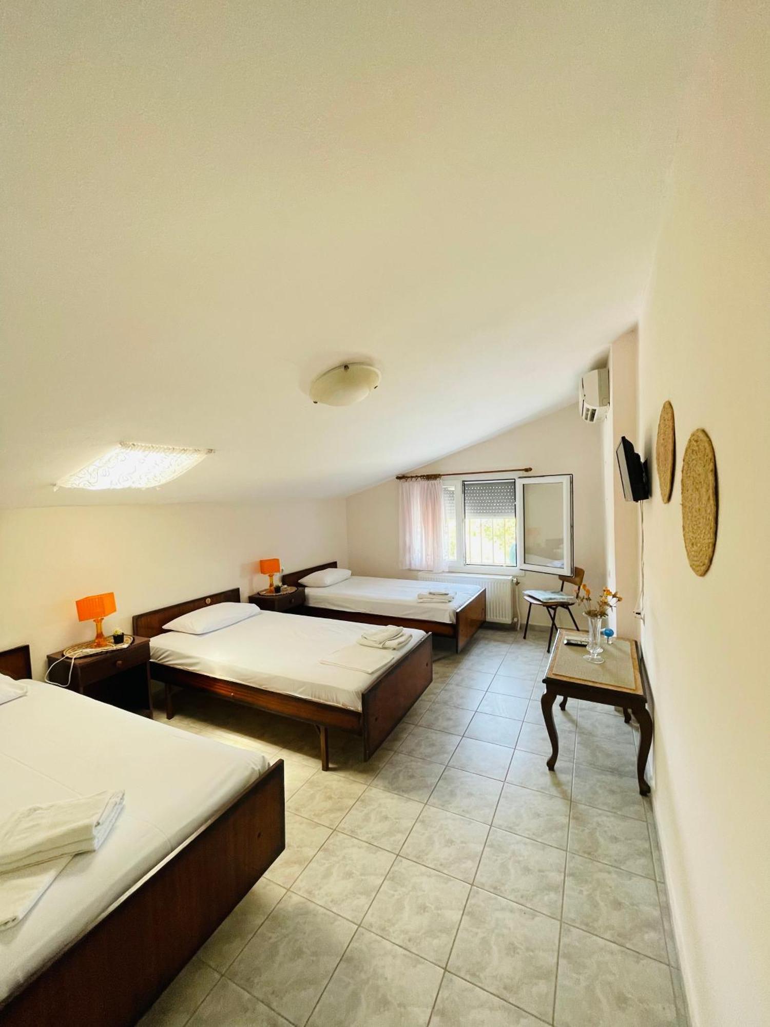 Aktaion Hotel Skala Alykis Exterior photo